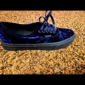 Vans velvet